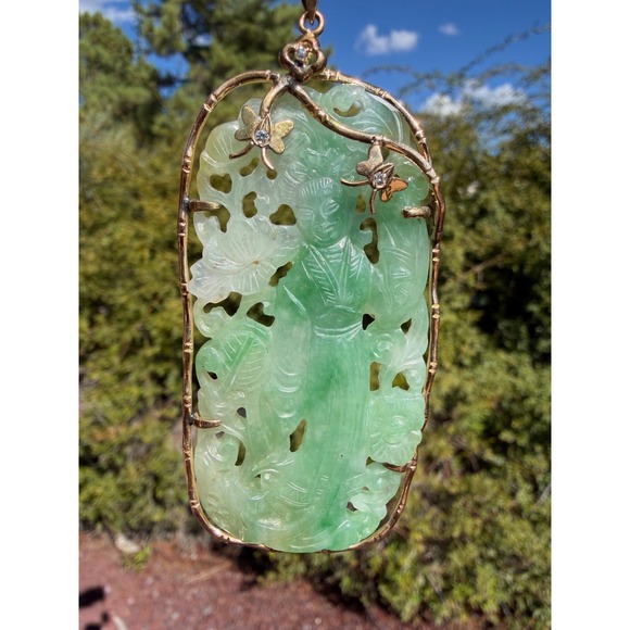 The Unbranded Brand Jewelry - Antique 14k Solid Gold Natural‎ Untreated Jadeite Jade & Diamond Pendant 28g